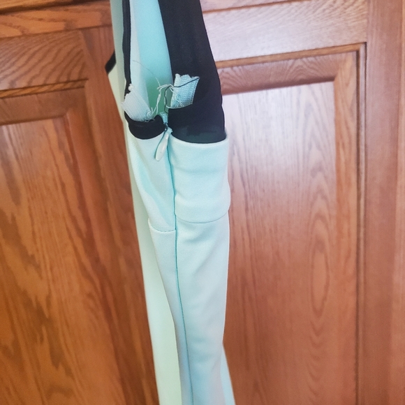 Kardashian Kollection Dress - Picture 3 of 6